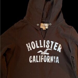 Hollister Brown and White Hoodie Cozy and Trendy